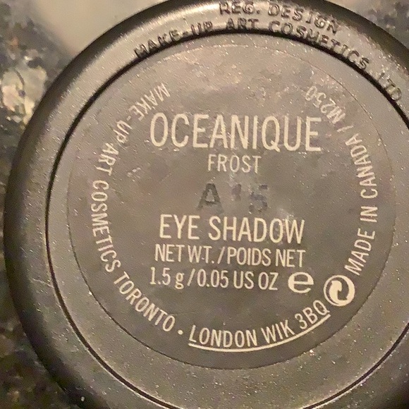 MAC Cosmetics Shimmery White Eyeshadow used once , for photo - Picture 3 of 4